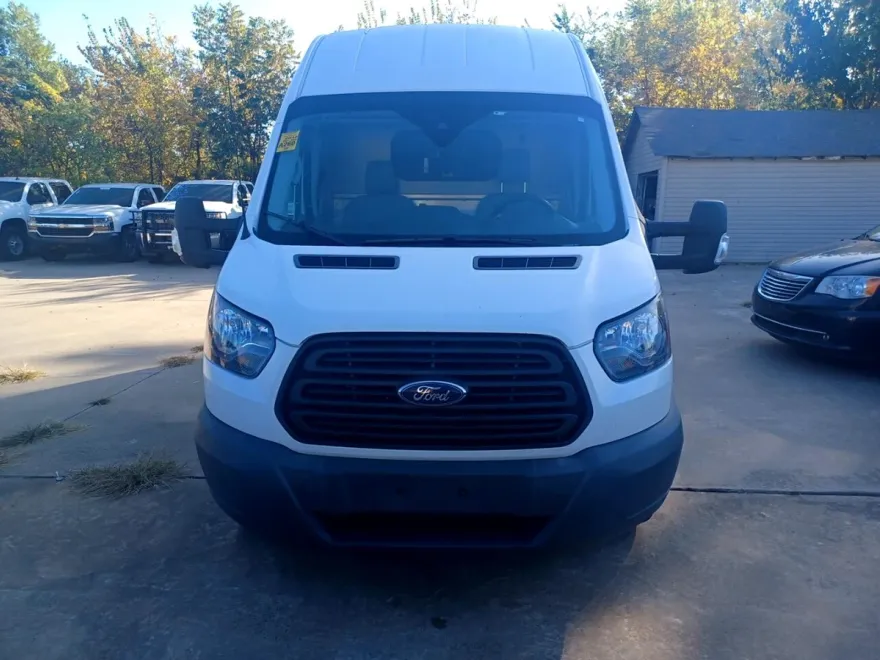 2018 Ford Transit Van photo 1