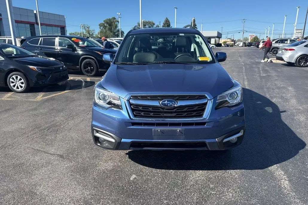 2017 Subaru Forester 2.5i Touring photo 1