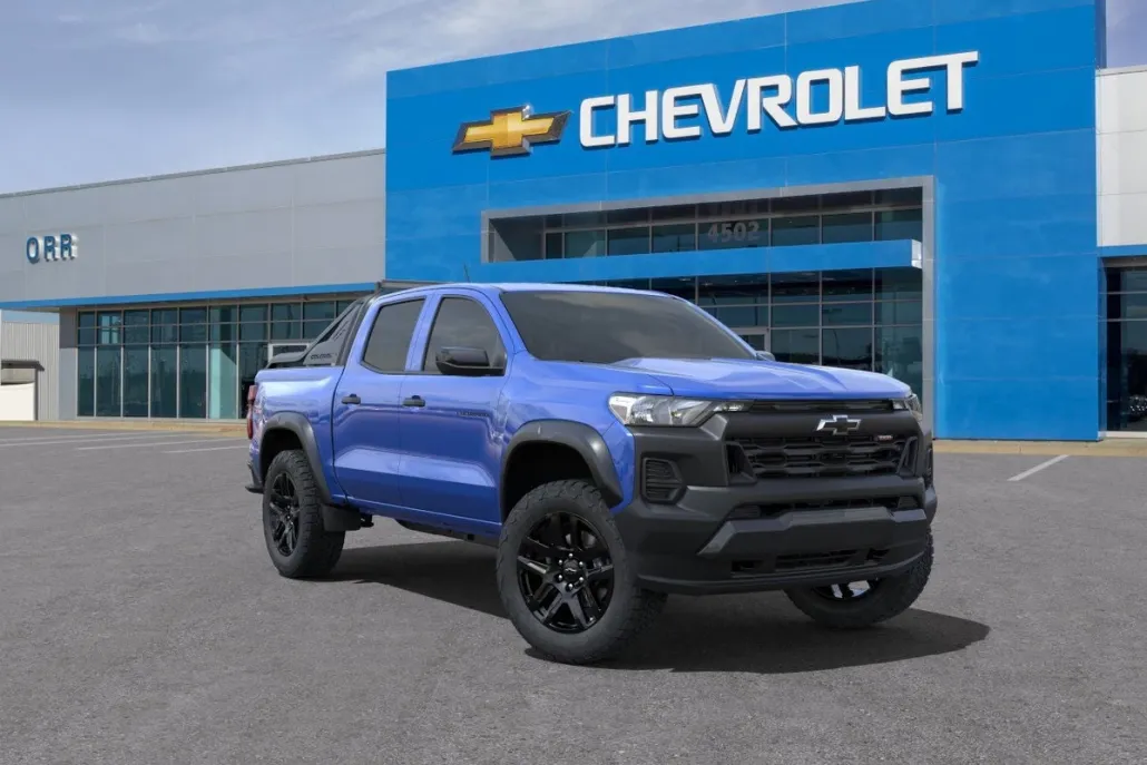 2025 Chevrolet Colorado Trail Boss photo 1