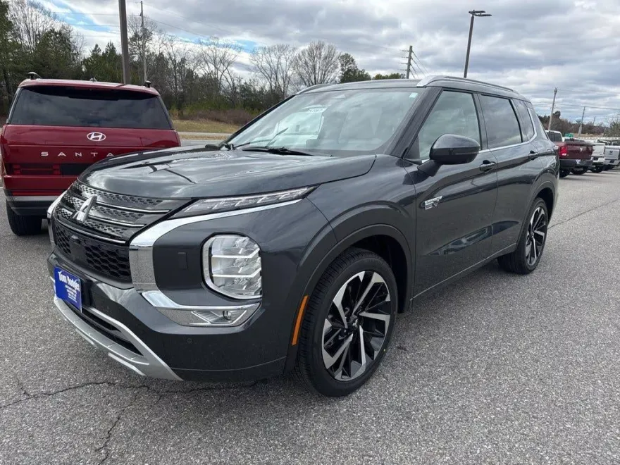 2025 Mitsubishi Outlander PHEV SEL S-AWC photo 1