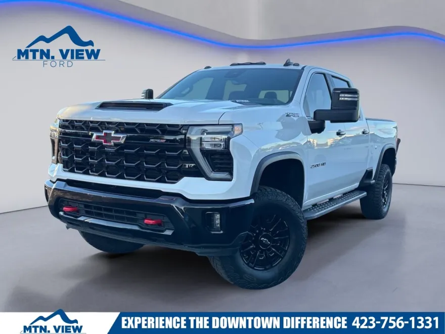 2024 Chevrolet Silverado 2500HD ZR2 photo 1