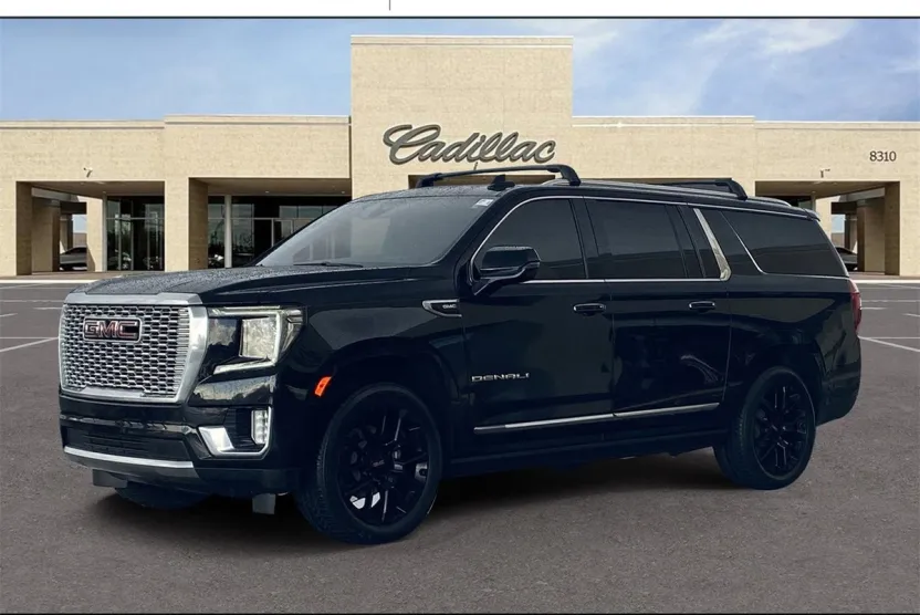 2022 Gmc Yukon XL Denali photo 1
