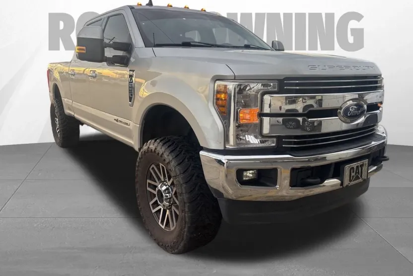 2019 Ford F-250 Lariat photo 1