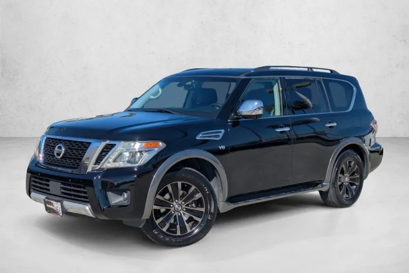 2017 Nissan Armada Platinum photo 1