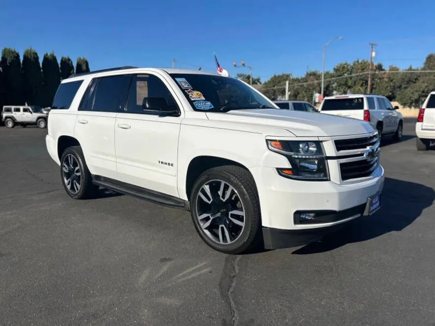 2018 Chevrolet Tahoe Premier photo 1