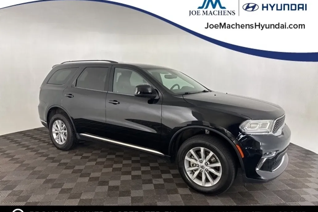 2022 Dodge Durango SXT photo 1