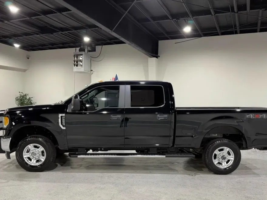 2017 Ford F-250 photo 1