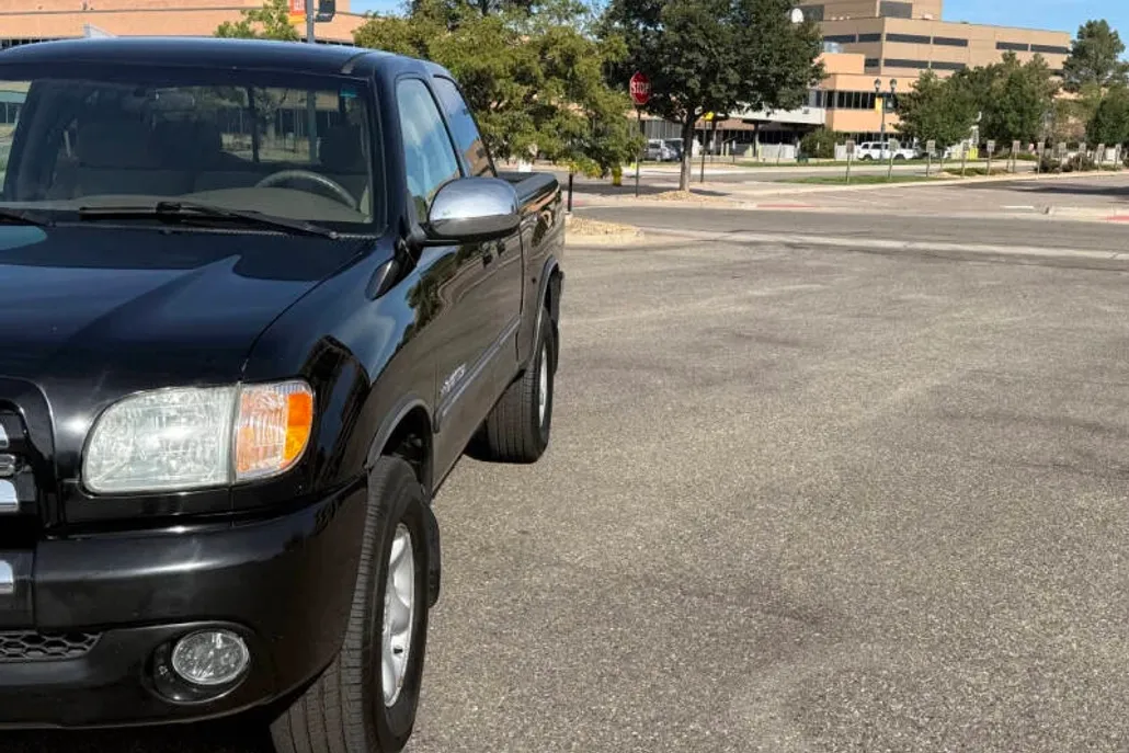 2003 Toyota Tundra SR5 photo 1