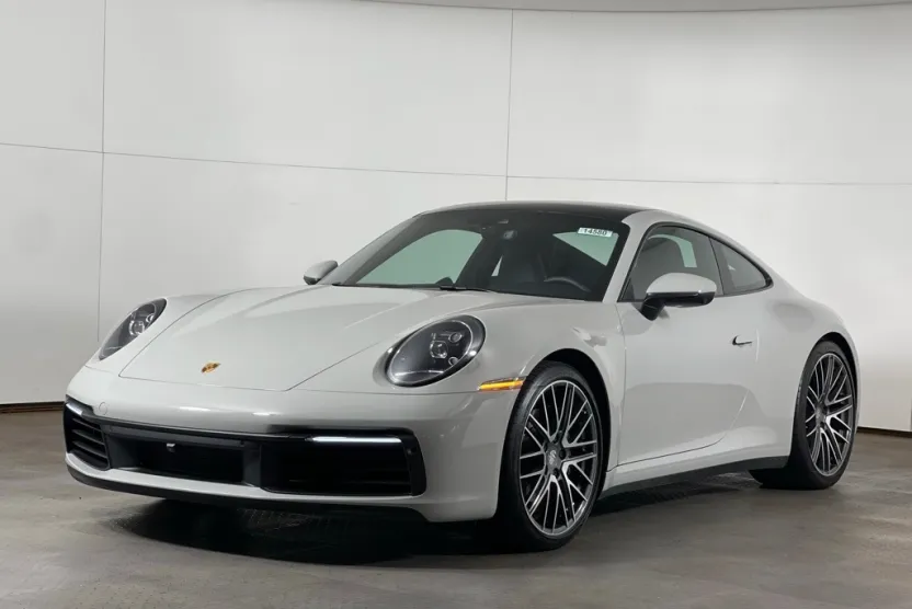 2022 Porsche 911 4 photo 1