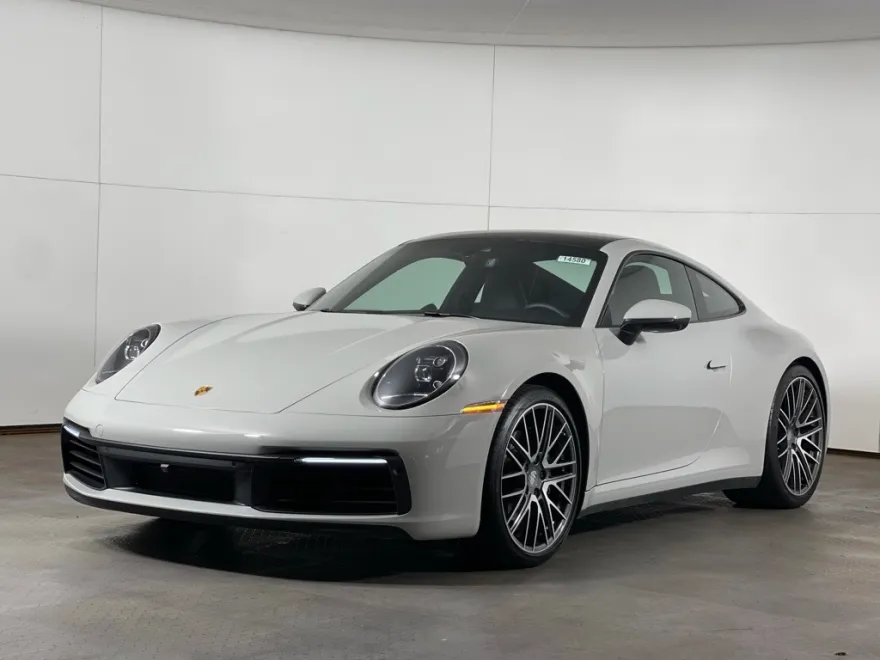 2022 Porsche 911 4 photo 1