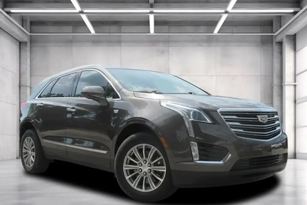 2019 Cadillac XT5 Luxury photo 1