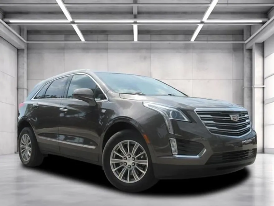2019 Cadillac XT5 Luxury photo 1