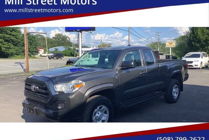 2017 Toyota Tacoma SR photo 1