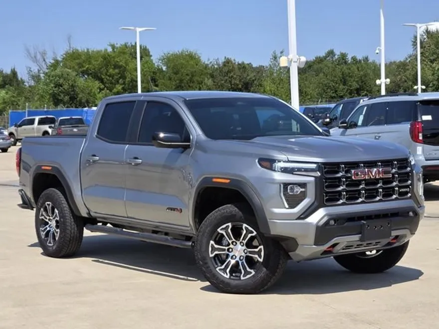 2025 Gmc Canyon AT4 photo 1