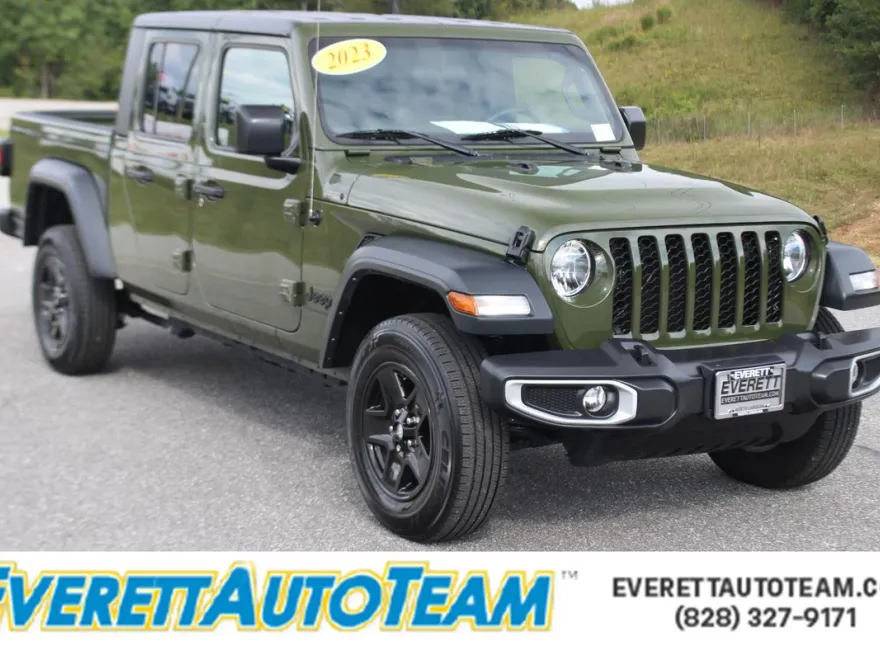 2023 Jeep Gladiator Sport S photo 1