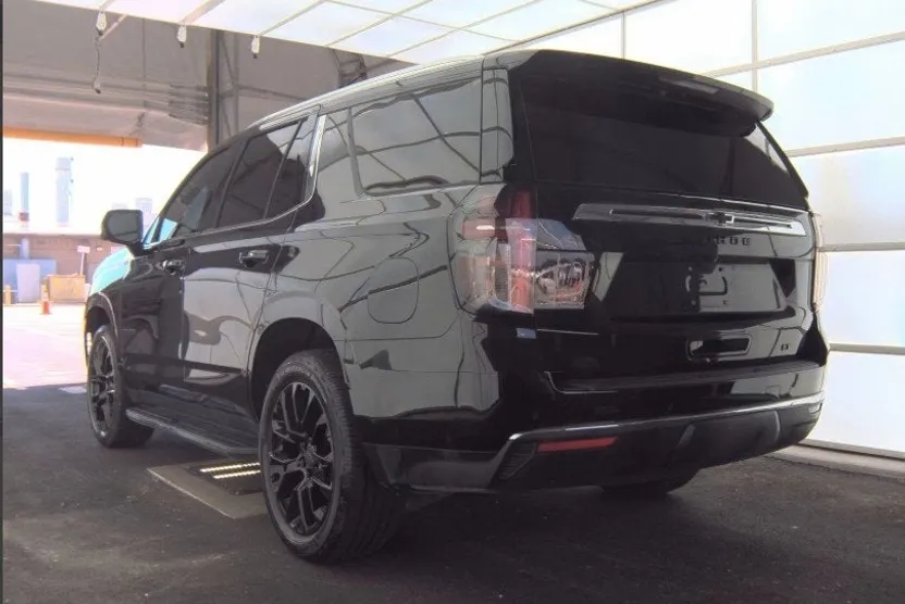 2023 Chevrolet Tahoe LT photo 1