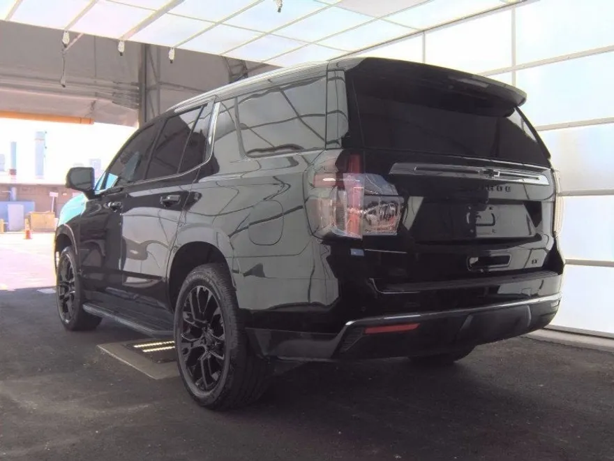 2023 Chevrolet Tahoe LT photo 1