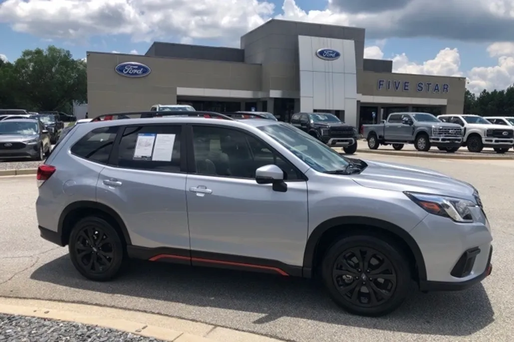 2024 Subaru Forester Sport photo 1