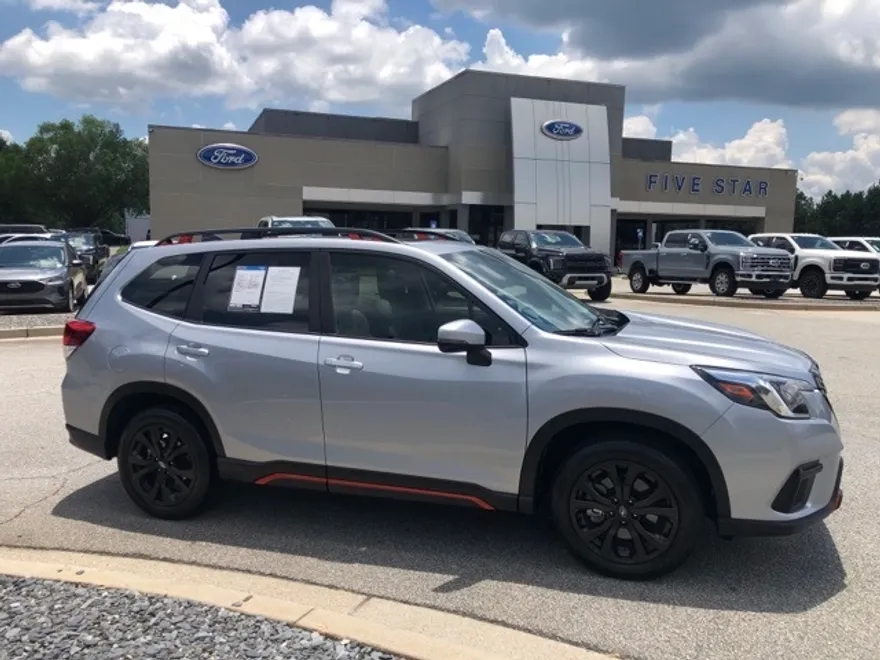 2024 Subaru Forester Sport photo 1