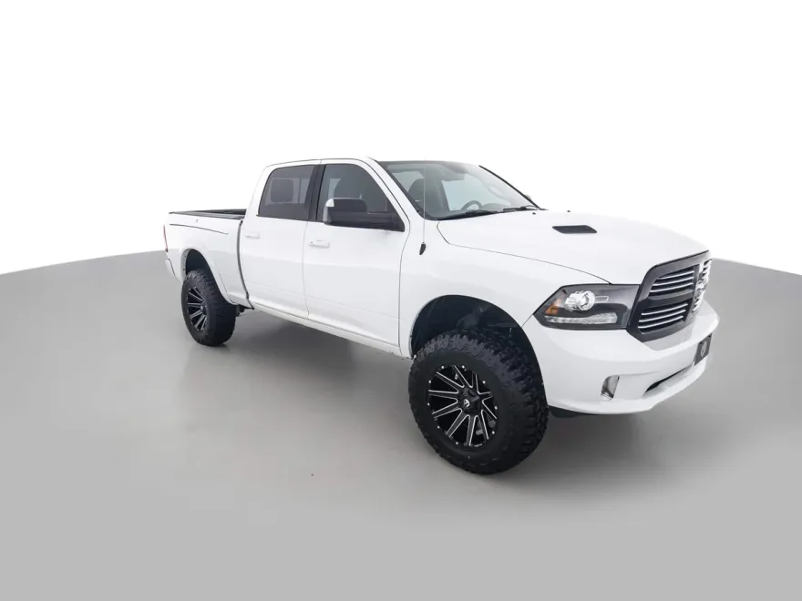 2015 Ram 1500 Sport photo 1