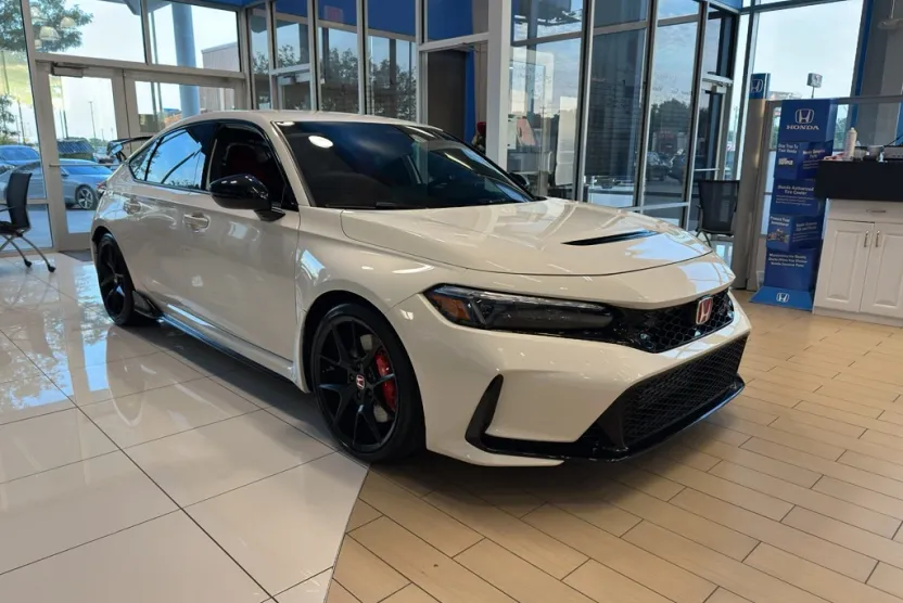 2023 Honda Civic Type R Touring photo 1