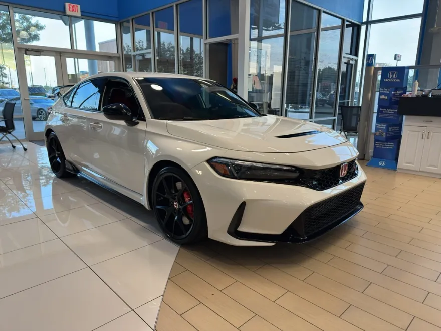 2023 Honda Civic Type R Touring photo 1