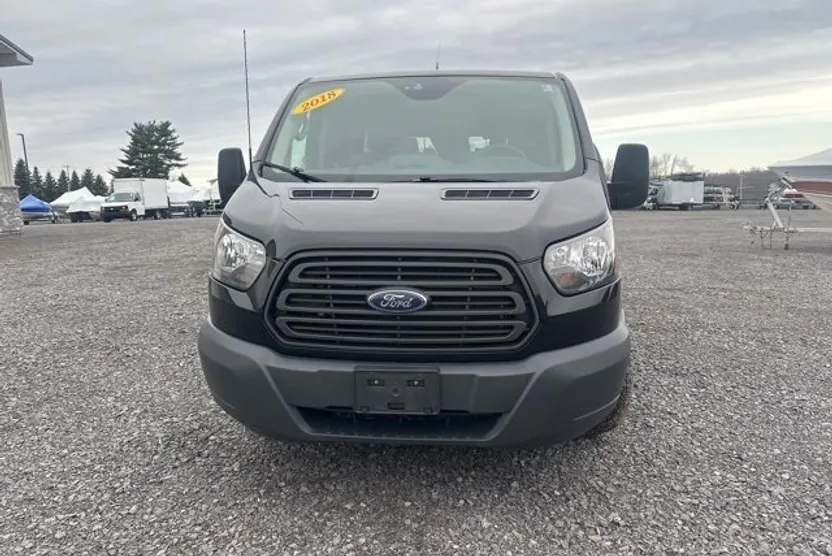 2018 Ford Transit Passenger XL photo 1