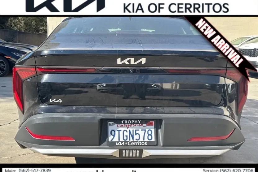 2025 Kia K4 EX photo 1