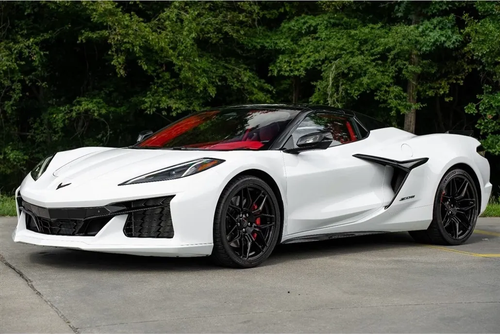 2024 Chevrolet Corvette Z06 Convertible 3LZ photo 1
