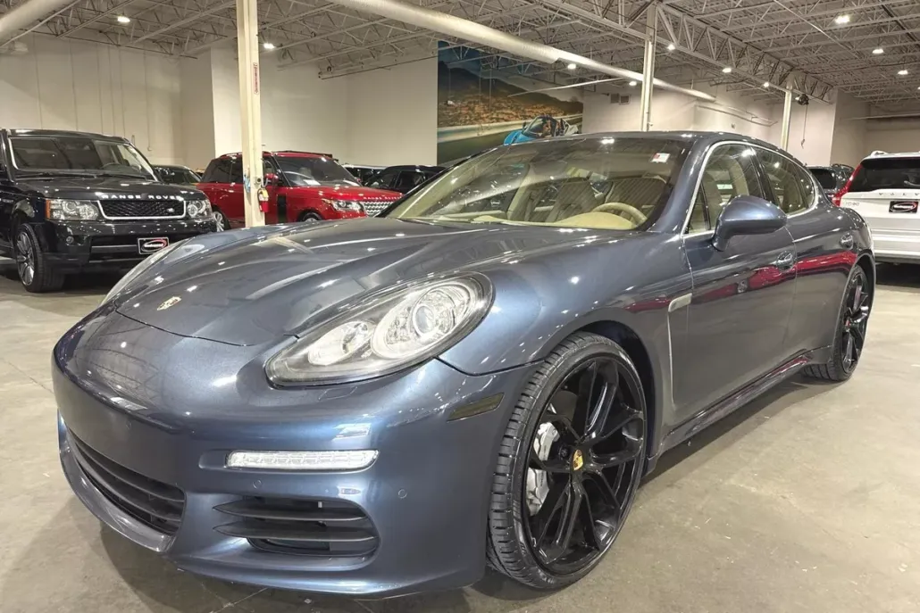 2014 Porsche Panamera 4S photo 1