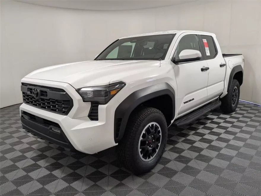2025 Toyota Tacoma TRD photo 1