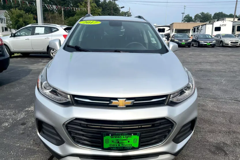 2017 Chevrolet Trax LT photo 1