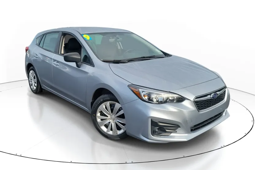 2019 Subaru Impreza 2.0i photo 1