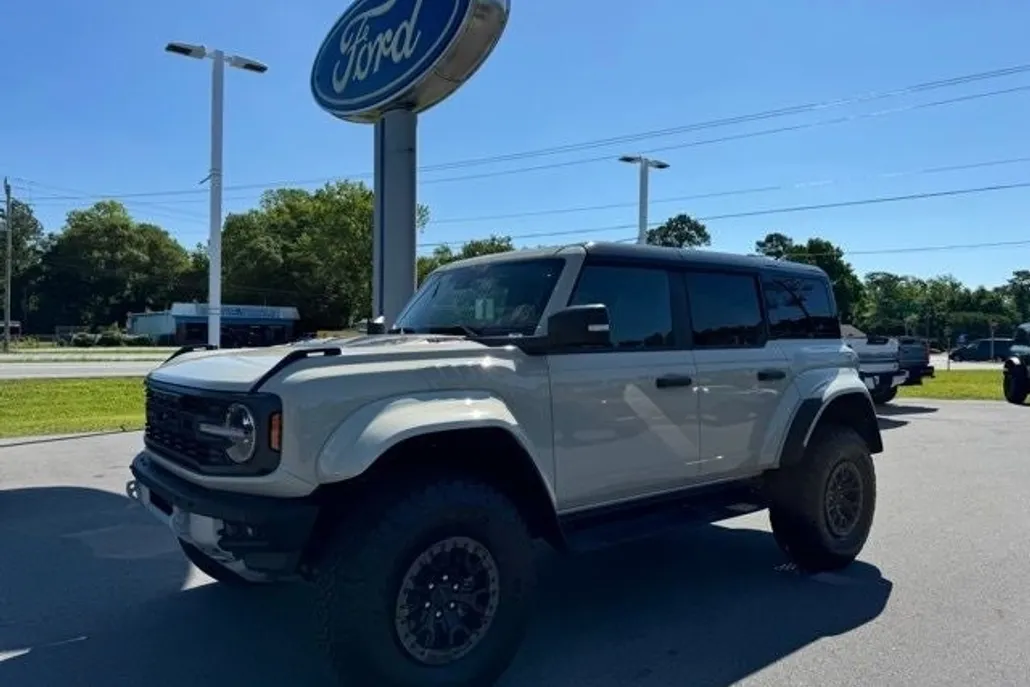 2025 Ford Bronco Raptor photo 1