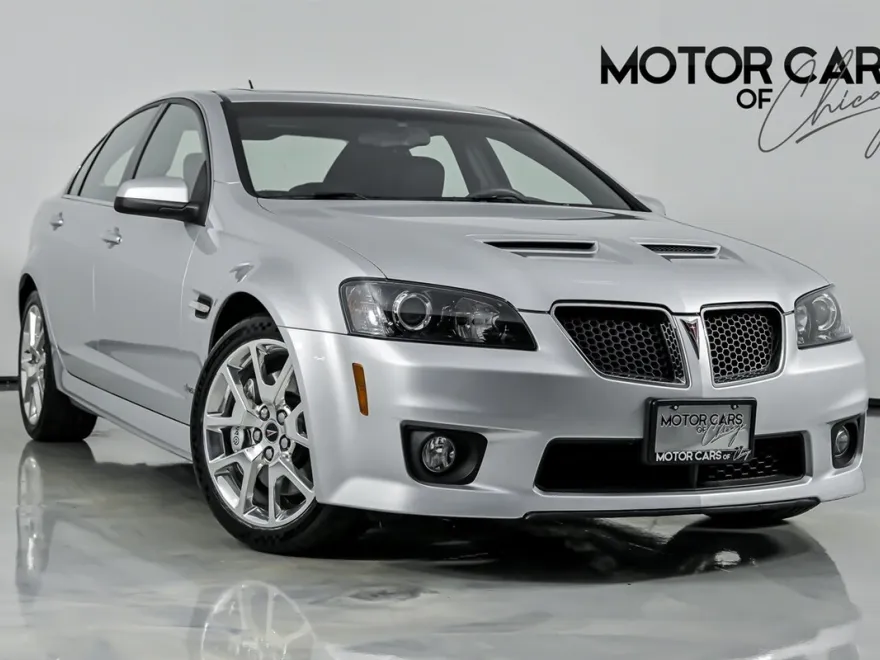 2009 Pontiac G8 GXP photo 1