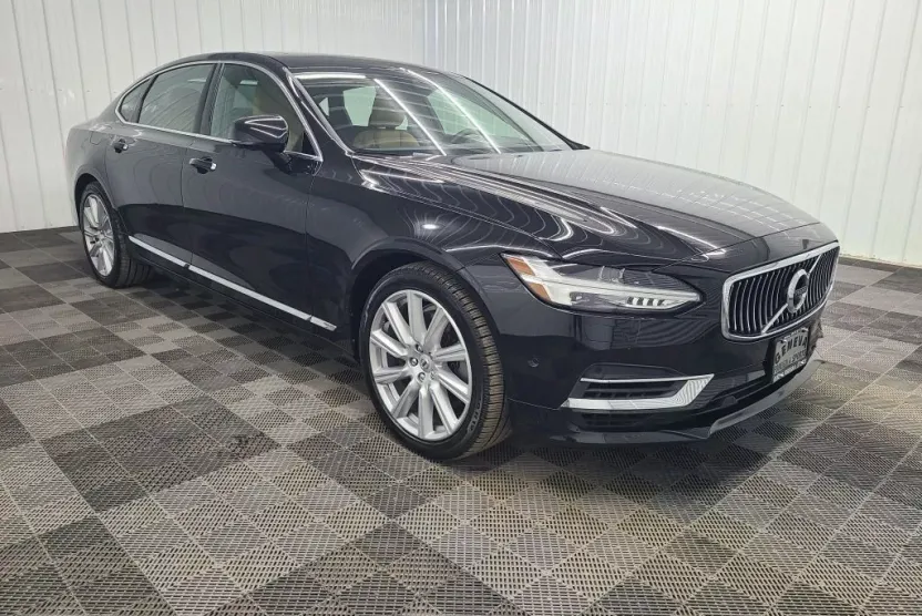 2018 Volvo S90 T8 Inscription photo 1