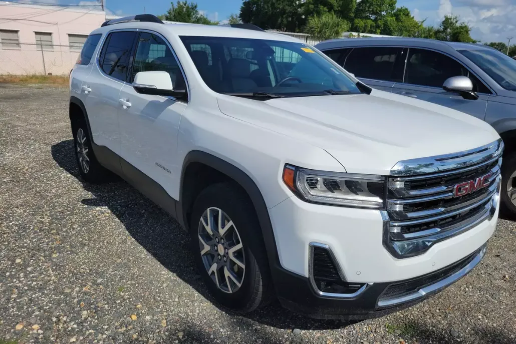 2023 Gmc Acadia SLT photo 1