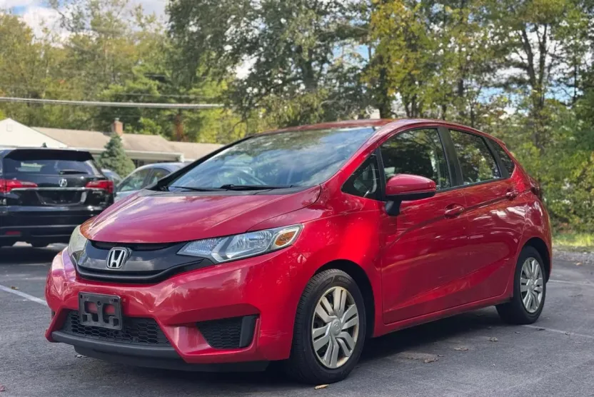 2015 Honda Fit LX photo 1
