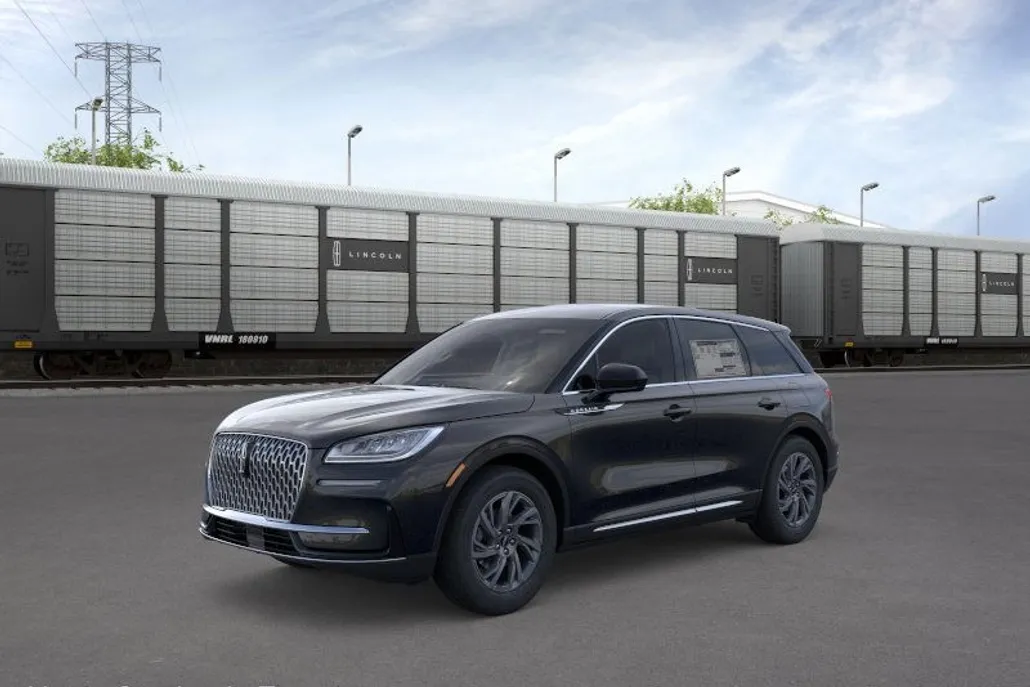 2025 Lincoln Corsair Premiere photo 1