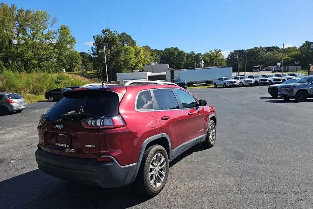 2019 Jeep Cherokee Latitude photo 1