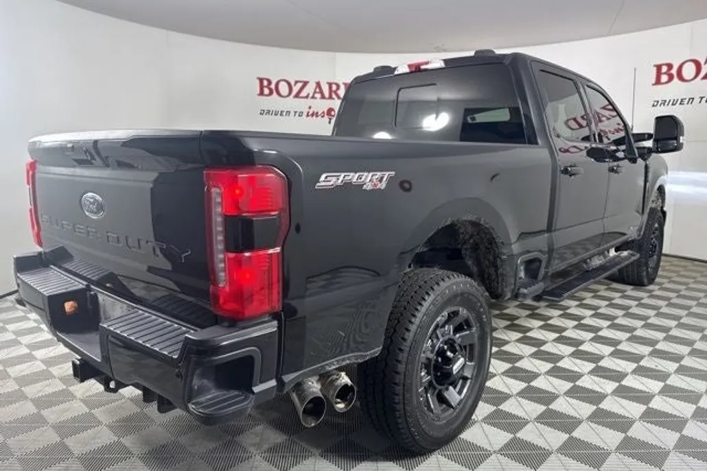 2024 Ford F-250 photo 1