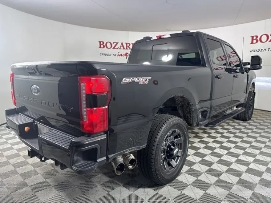 2024 Ford F-250 photo 1