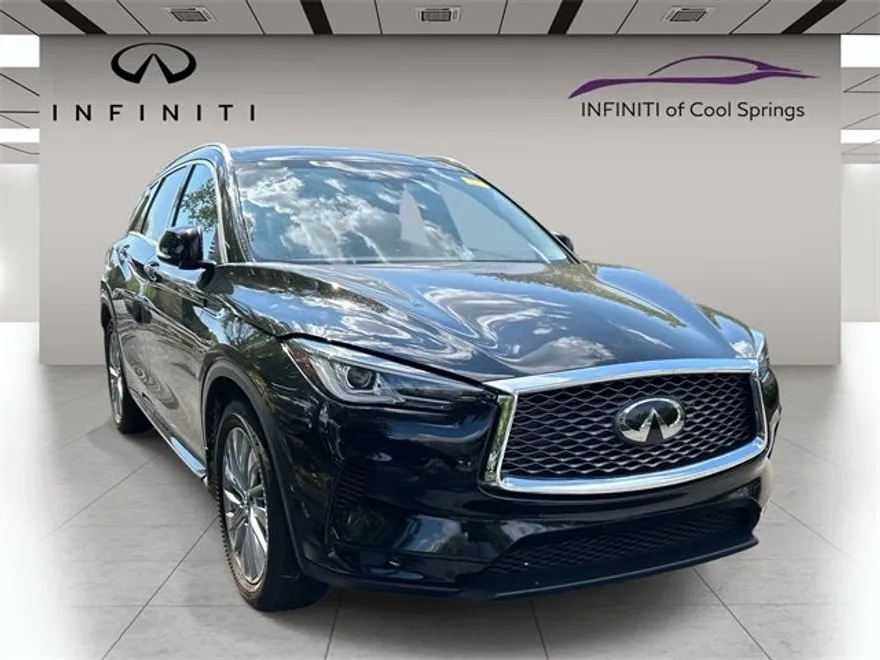 2023 Infiniti QX50 Luxe photo 1