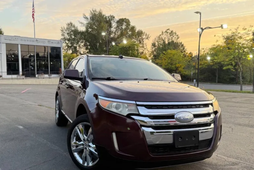 2011 Ford Edge Limited photo 1
