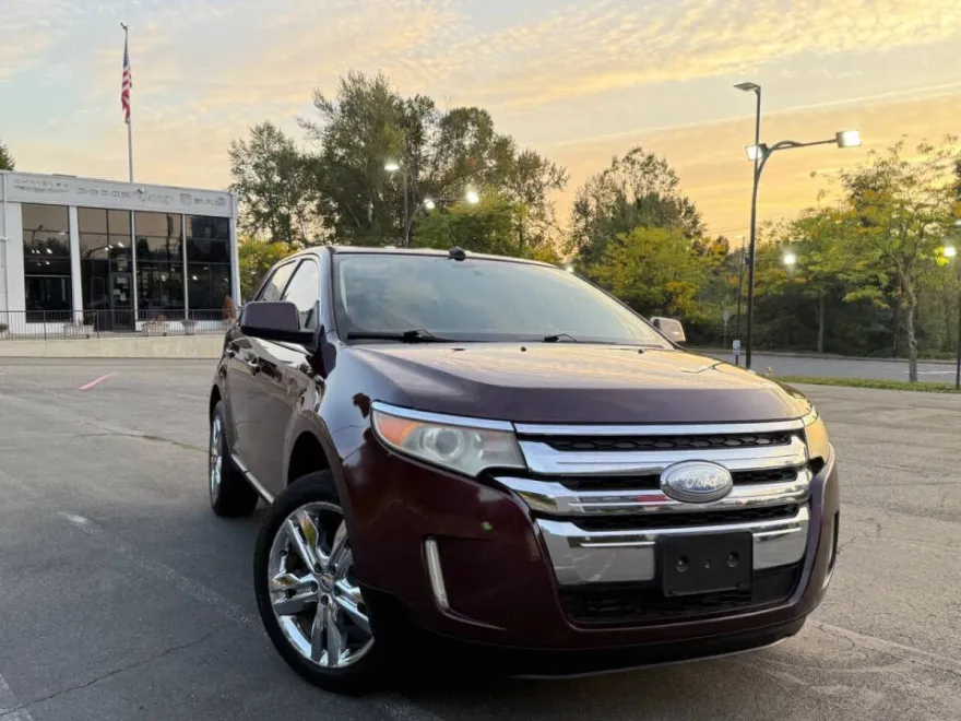 2011 Ford Edge Limited photo 1
