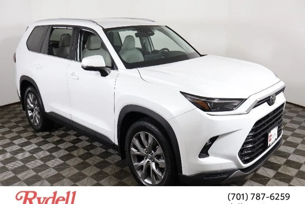 2024 Toyota Grand Highlander Limited photo 1