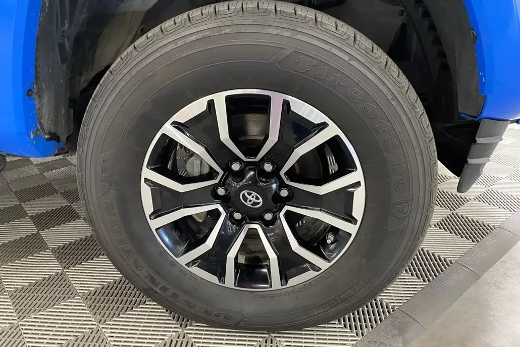2020 Toyota Tacoma SR5 Double Cab Long Bed photo 1