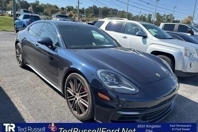 2017 Porsche Panamera 4S photo 1