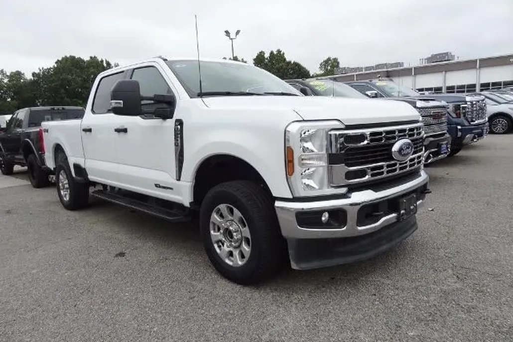 2024 Ford F-250 XLT photo 1