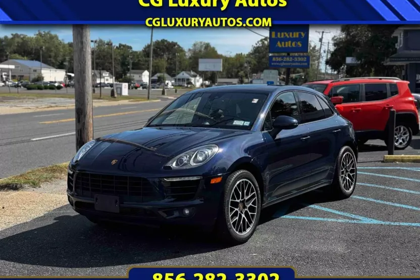 2018 Porsche Macan Base photo 1